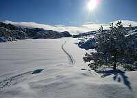 Looking back and across Bildøyvatnet on a nice winter day