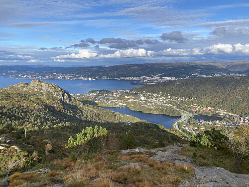 Mot Gravdal og Byfjorden