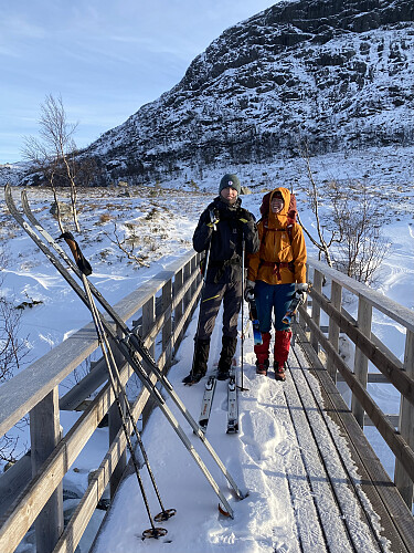 Oppe i sola ved demninga i Sagåna