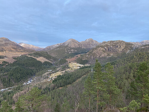 Oppe av bratta med utsikt mot Selemork