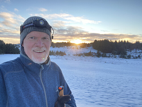 Fornøgd med solgløtt ved Matiasgjerdet!