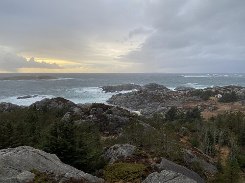 Mot Kjelavåg og Jarsteinen