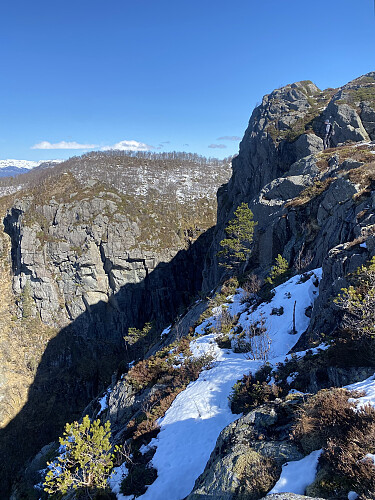 Ved sjølve det dramatiske juvet