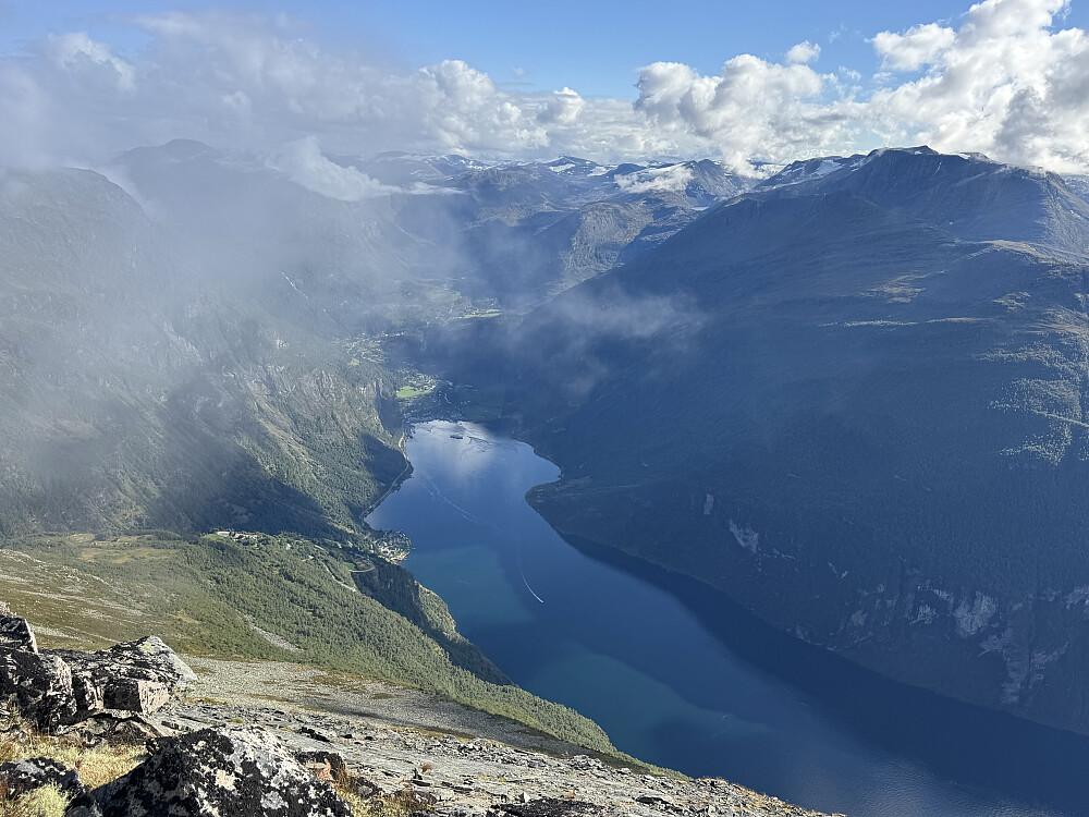 Fra Geitfonnegga mot Geiranger