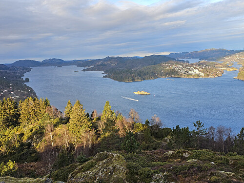 utsikt mot Kvernafjorden nord fra Håøytoppen