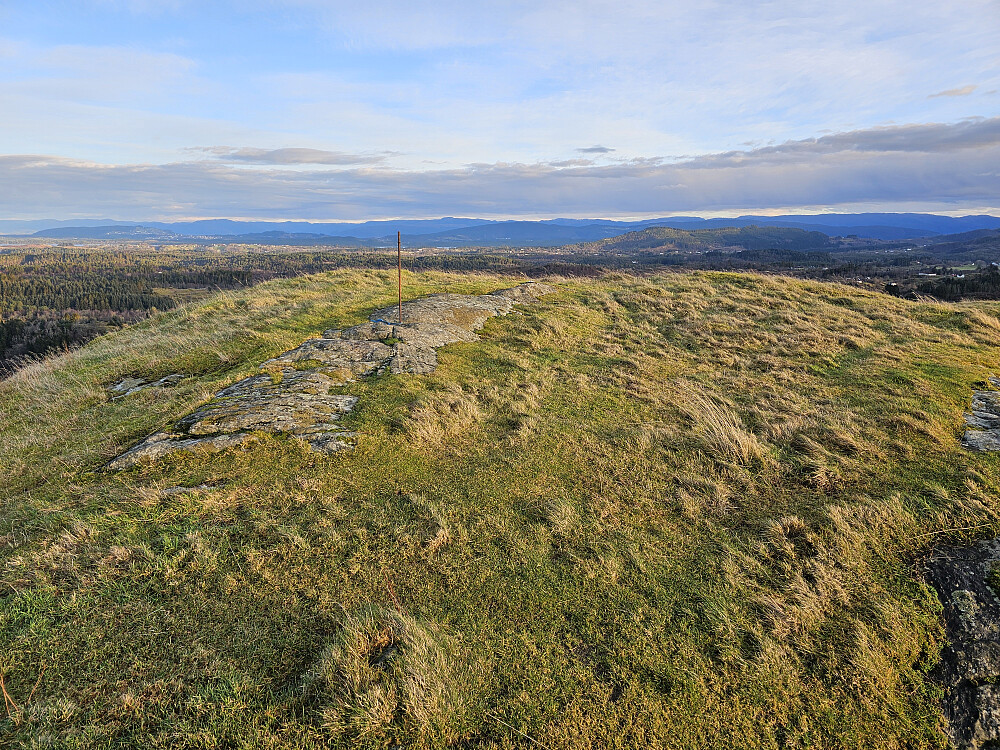 toppen på Solendfjellet her med utsikt mot øst 153