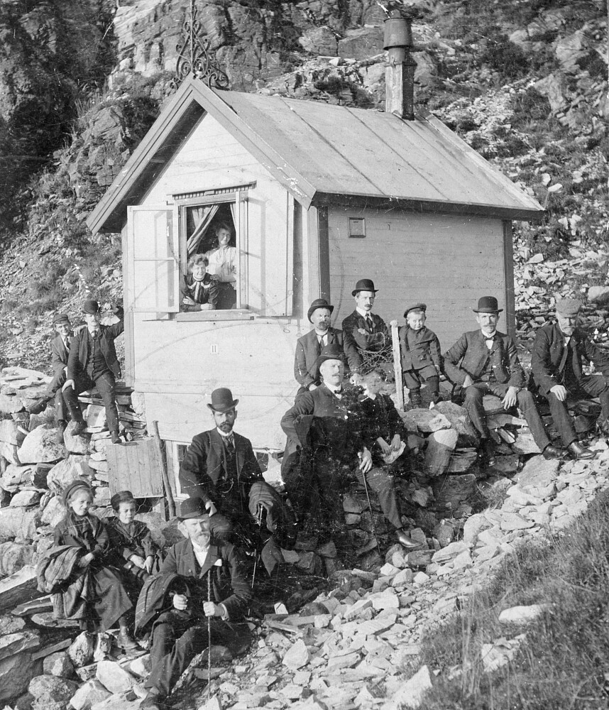 Smedmester Pettersens hytte. (Nordmannshytten)     Marcus  ubb-bros-02582 Fotograf ukjent