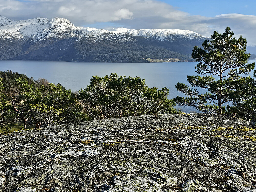 Kysnesstranda sett fra Øykhageskolten