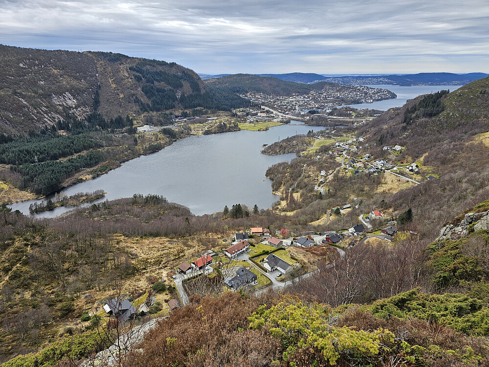 Eidsvåg fra Kløvnipa