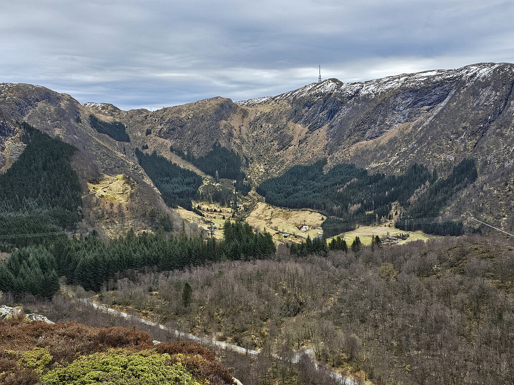 Jordal fra Kløvnipa
