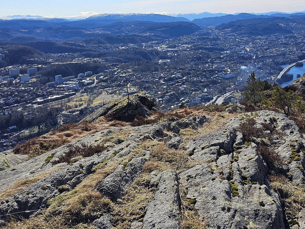 Utsikt øst for Løvstakken 420