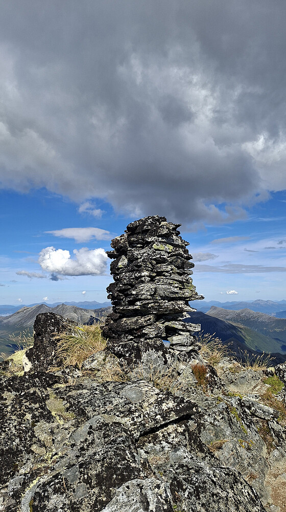 Varden på Trollvasstinden
