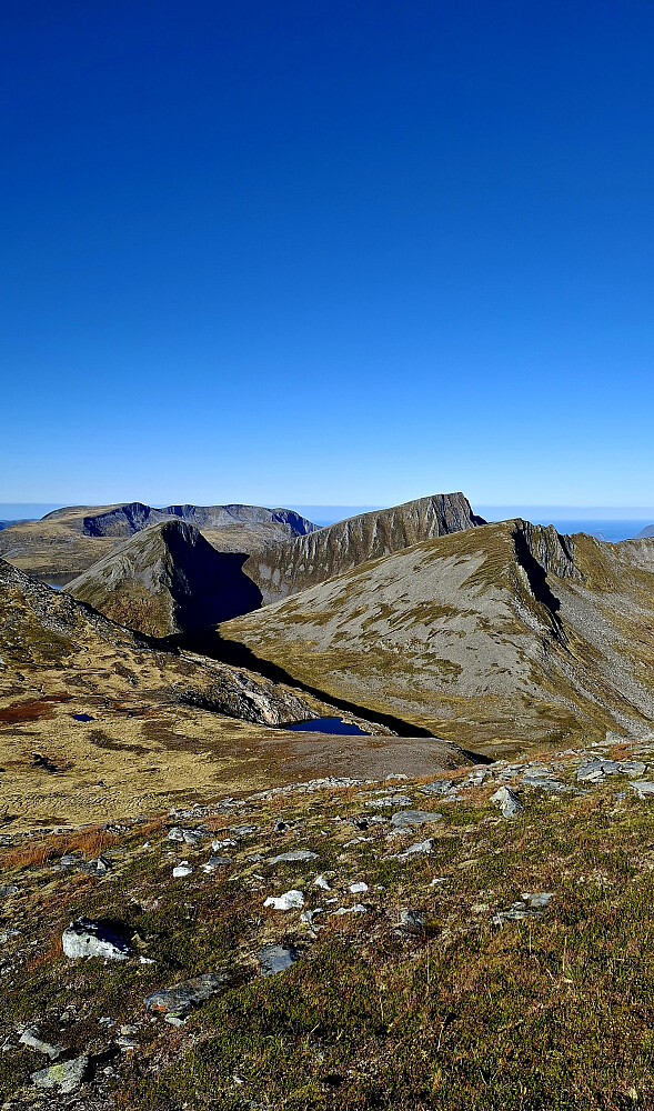 Mot Kjerringa på vei ned fra Snøhornet