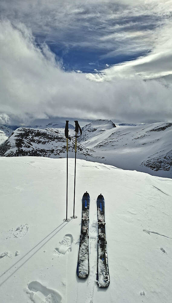 Østover fra toppen av Storfjellet 1711