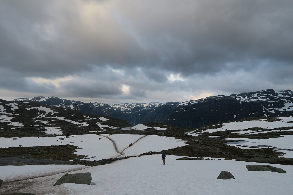 Mot Trolltunga