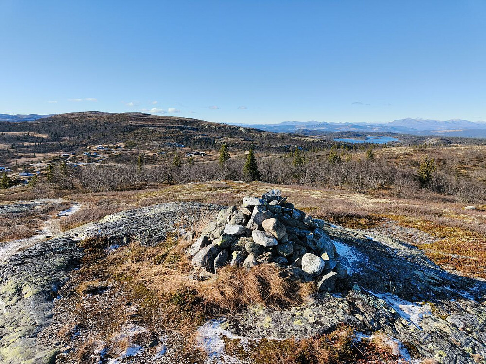 På HaugSJØfjellet, tilbake mot HaugSETfjellet, som jeg var på nettopp. Ikke rart man går i surr med navnene her...