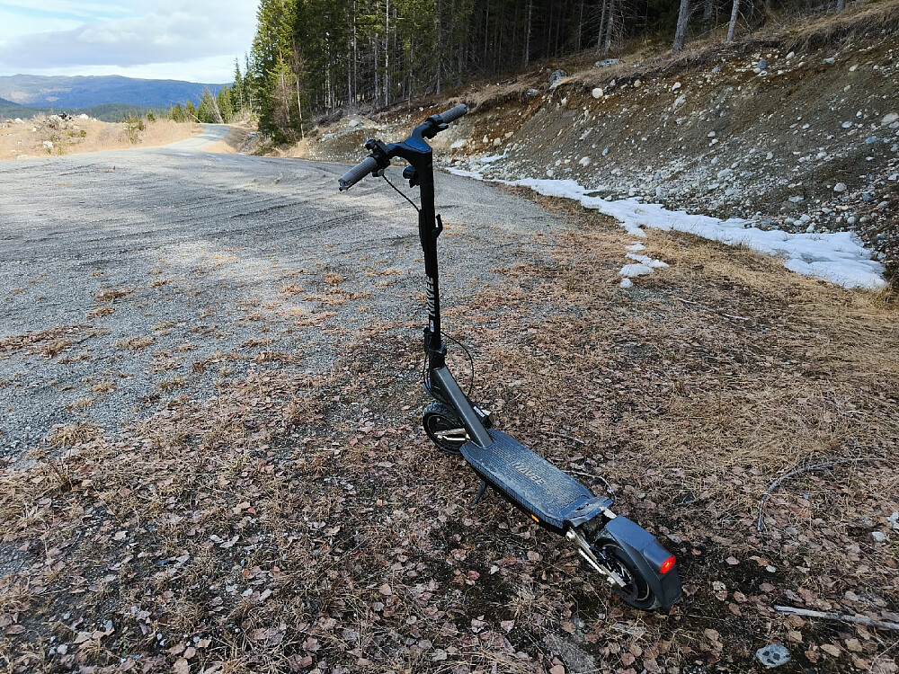 Testet Anettes nye elektriske sparkesykkel