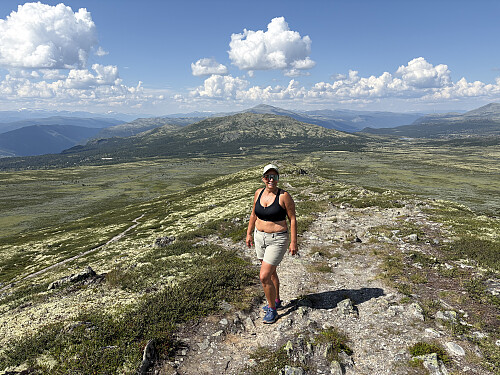 Utsikt tilbake mot Karihaugen