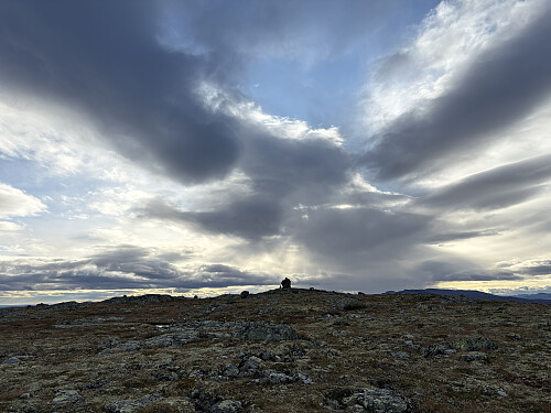Toppen sett fra øst