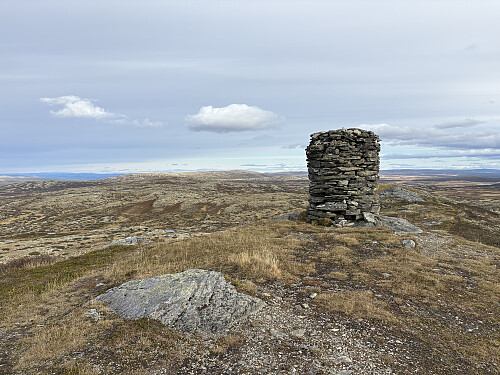 Goppolfjellet ligger midt på grensen mellom Rinngebu og Øyer.