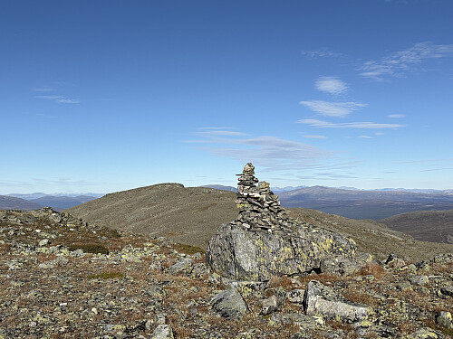 Fra sørtoppen mot Oskampen