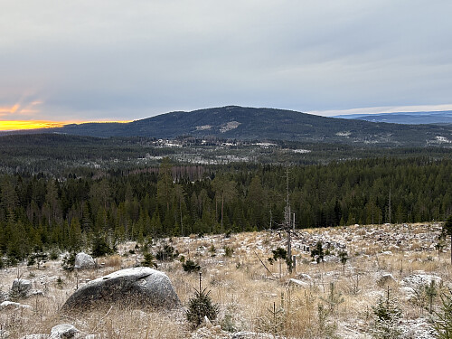 Fin utsikt mot Tyskeberget på vei ned igjen mot bilen