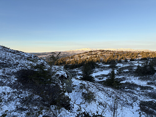 Fra siste bakken opp til toppen med nordtoppen i bakgrunnen