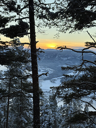 Utsikt mot vest fra turen ned sørryggen