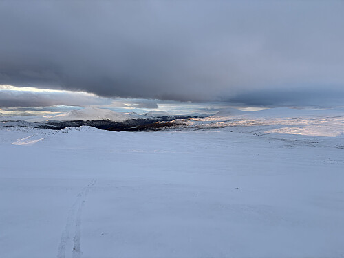 Utsikt nordvestover mot Blåhøe og Dovre