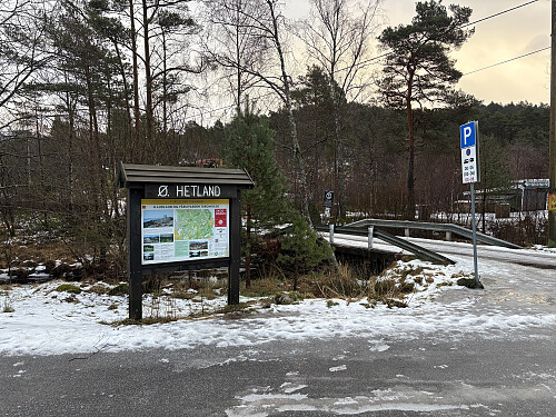 Stor og fin turparkeringsplass på Østre Hetland.