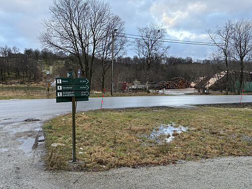 Turstier fra parkeringsplassen
