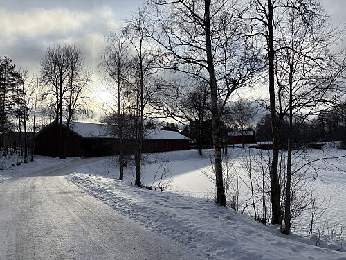Ved turstart på Skjatvet gård