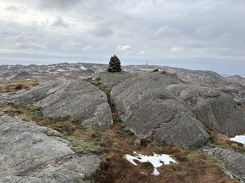 Høybufjell med Urdalsnipa i bakgrunnen
