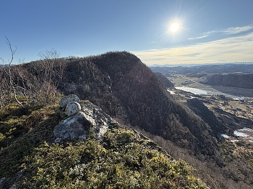 Tjoafjellet sett fra fortoppen i nordvest