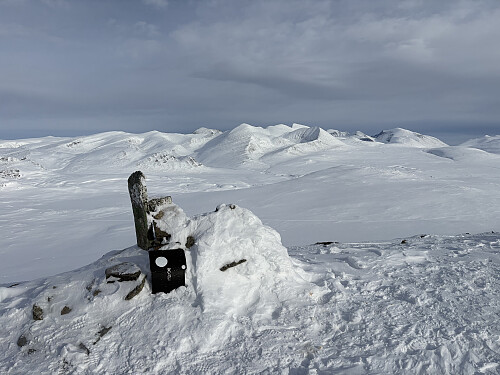 Nydelig utsikt inn mot Bråkdalsbelgen og Rondane