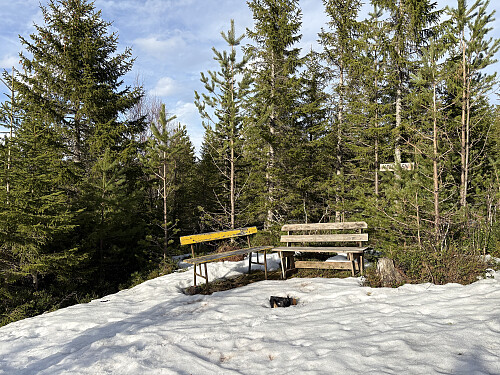 Utsiktspunktet 150 meter vest for selve toppen