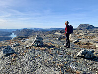 Toppen med utsikt mot Stovedalsvatnet, Napungen, Reinsnuten og Napen.