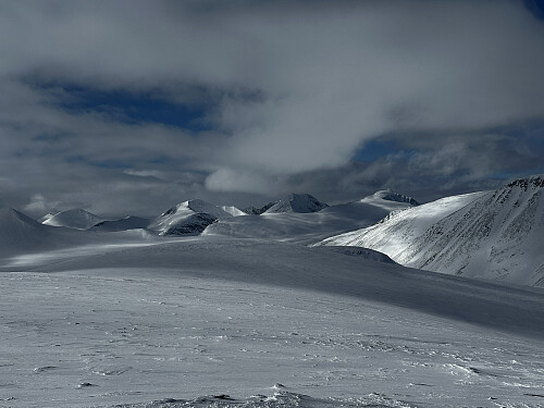 Fra toppen mot Smedene og Belgene