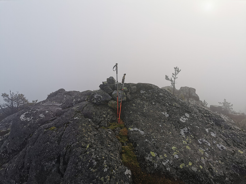 Nordøst for Jonsknuten