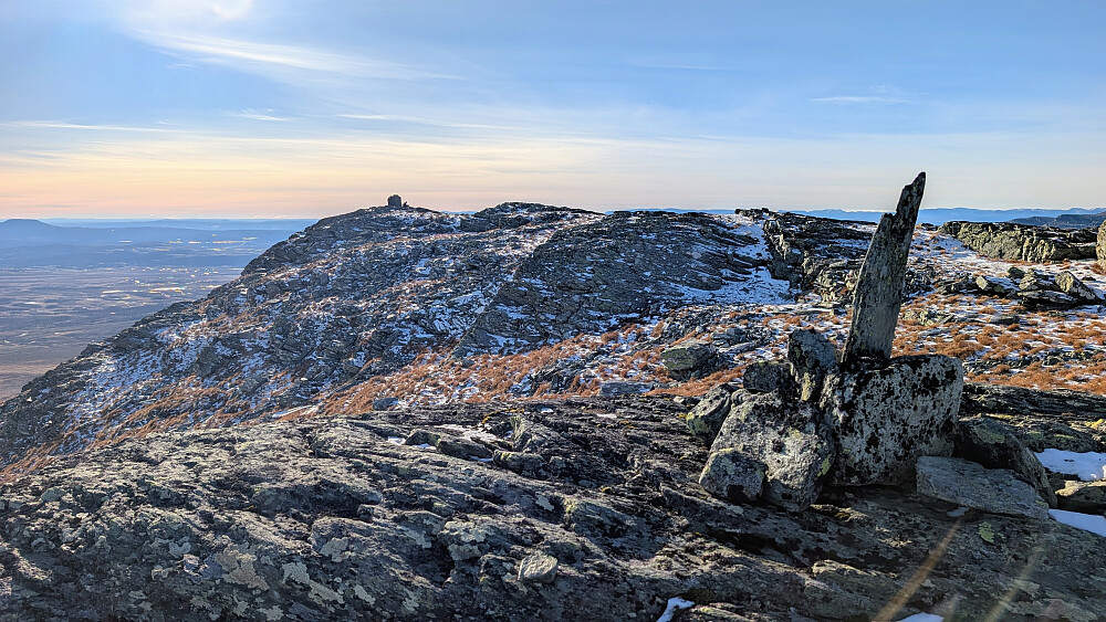 Mot varden ...sett fra nord