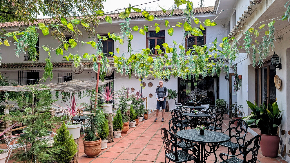 Ble kaffe og is her på denne restauranten som avslutning denne dagen. Folketomt idag.