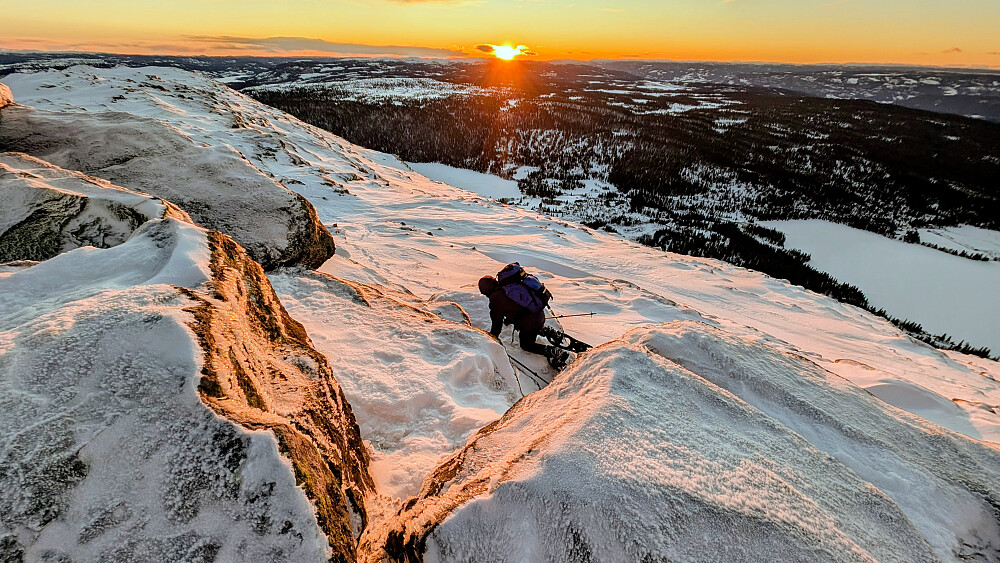 Ståle klorer seg fast! Straks ved varden