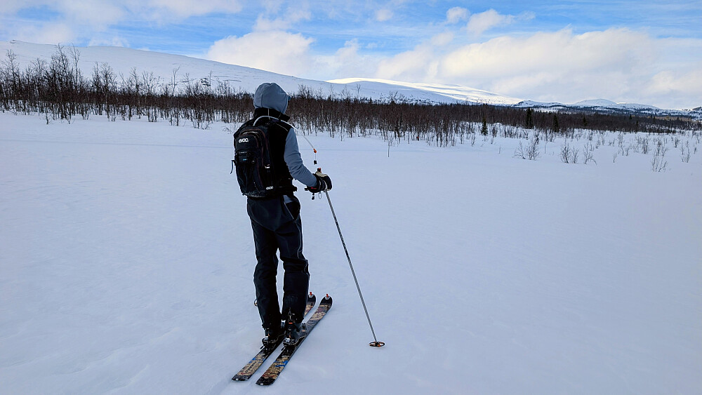 En lang tur har startet. Her rett ved Roaseter 