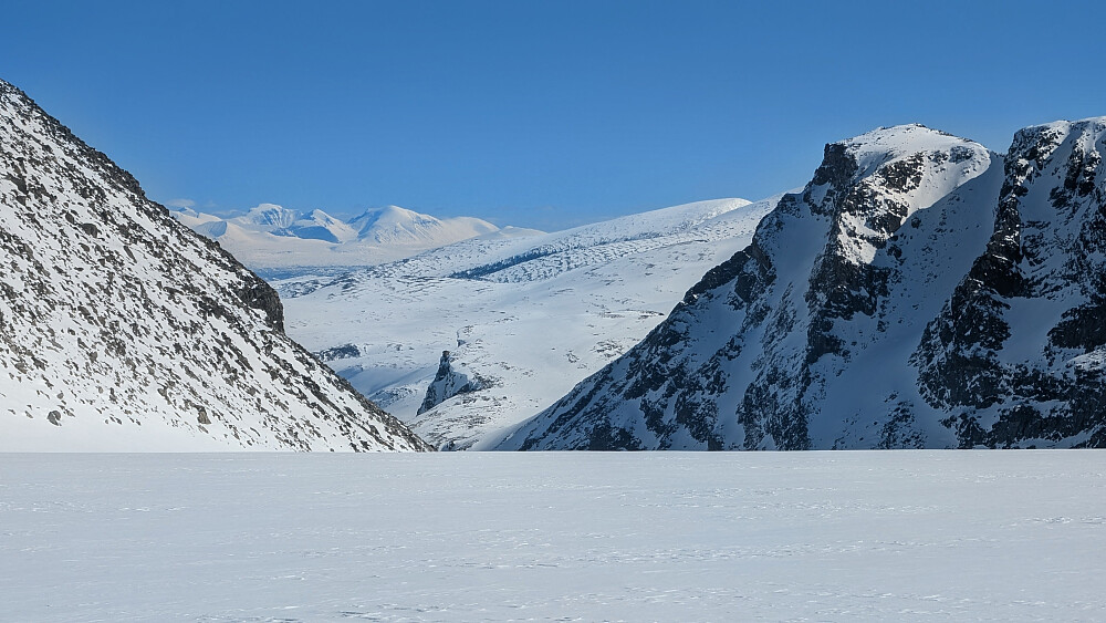 Rondane langt i det fjerne