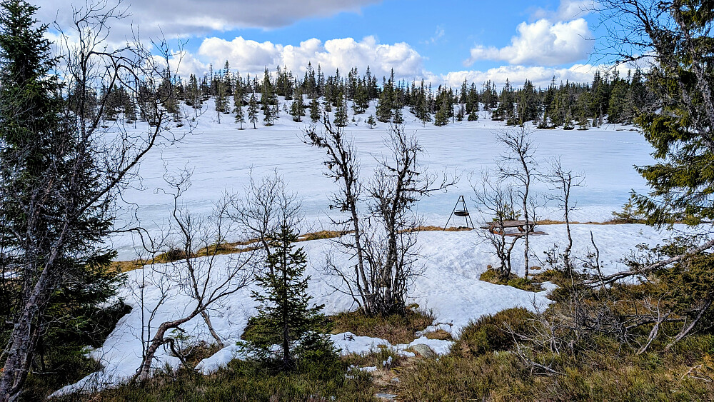 Ved Øvre Svartvatnet. Bra med snø