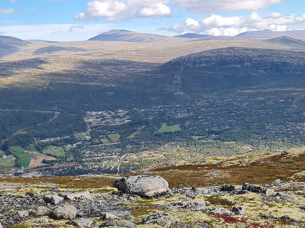 På Nordre Rånåkollen, mot Bjorli