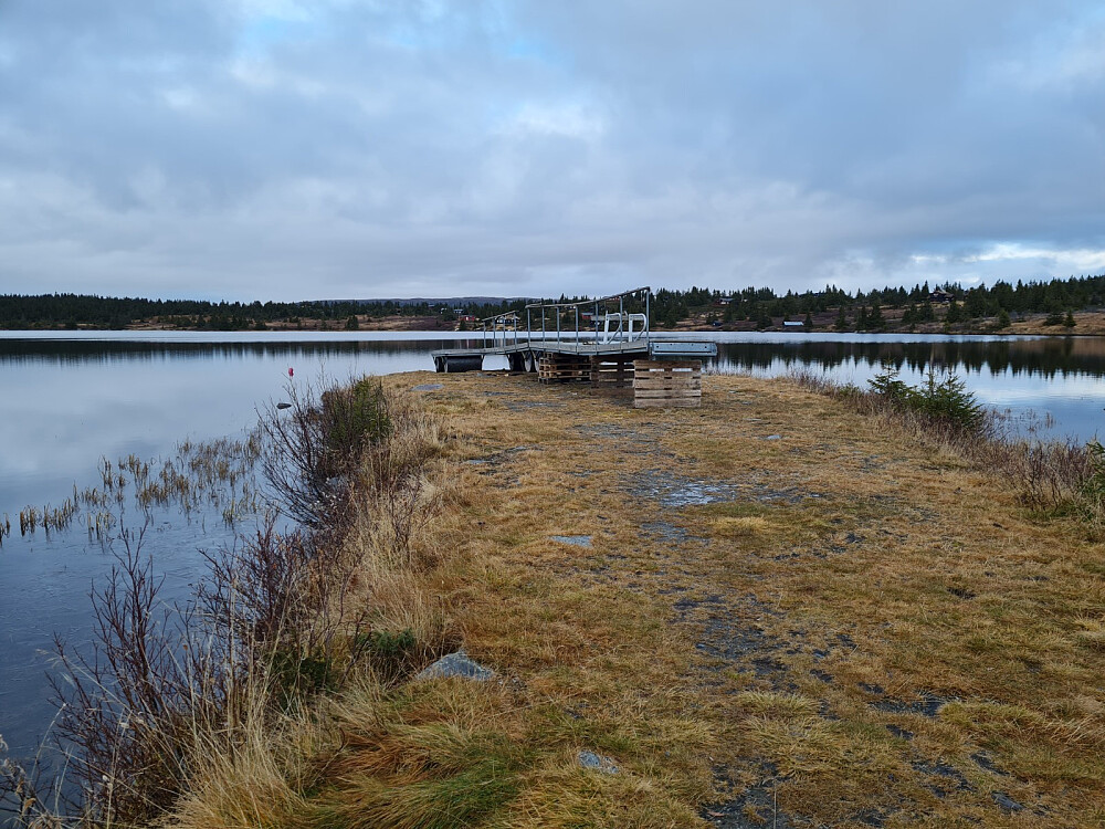 Badeplass ved Nevelvatnet gapahuk