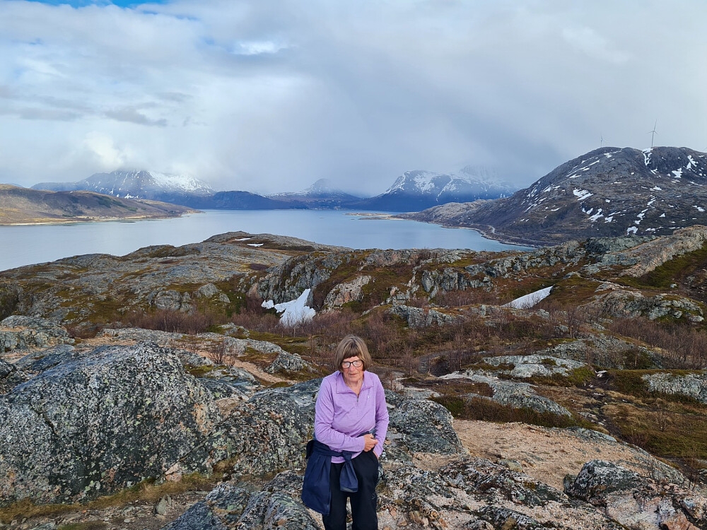 Innover Kvaløya med vindturbiner