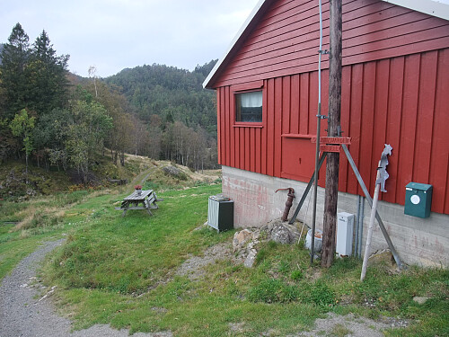 Turskilt mot Solandsvarden frå Soland.