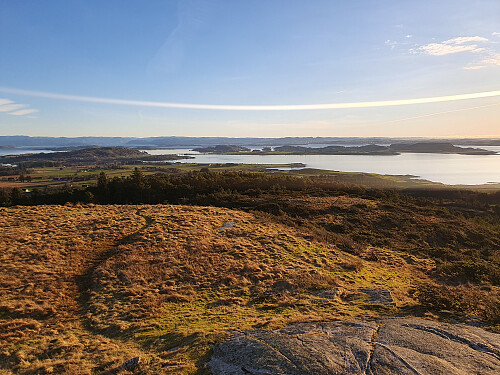 Utsikt mot Stavanger-området i bakgrunnen t.h.